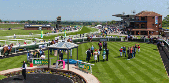 Can Crown Of Oaks Secure Spoils in Silver Cup Handicap?